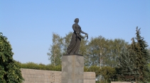 ПИСКАРЕВСКОЕ МЕМОРИАЛЬНОЕ КЛАДБИЩЕ-МУЗЕЙ