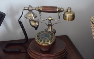 В музее Набокова открылась выставка "Телефон. 20 лет Мира. 1918-1938"