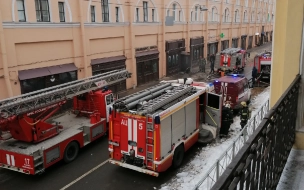 В клубе на улице Ломоносова вспыхнул потолок 