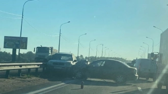 Сразу 2 ДТП спровоцировали 12-километровую пробку на Мурманском шоссе 