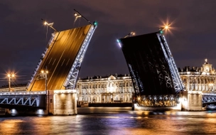 Из-за непогоды в Петербурге отменили развод мостов 30 октября
