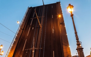 В Петербурге утвердили график разводки мостов