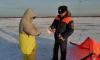Около 150 рыбаков вышли на хрупкий лёд у петербургской дамбы
