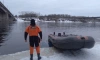 С железнодорожного моста в реку Волхов упал мужчина