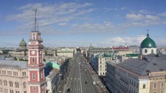 Невский проспект Петербурга был перекрыт в вечерний час пик