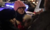 Петербурженку с маленьким ребенком на руках задержали во время антивоенной акции