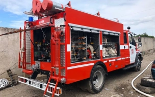 Пожар в Невском районе тушили 15 спасателей