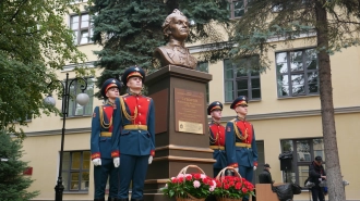 В Петербурге открыли бюст Суворову