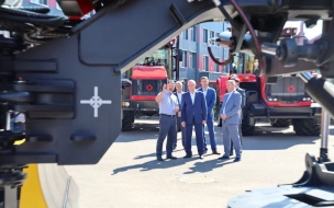 Тракторы "Кировец" с искусственным интеллектом представили в Петербурге 