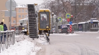 К предстоящей зиме Петербург закупил 160 тыс. тонн соли и 85 тыс. тонн песка