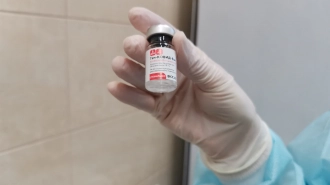 Главврач петербургской поликлиники объяснила, почему люди не вакцинируются