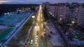 Улицу Коммуны в Петербурге оснастили новой системой освещения