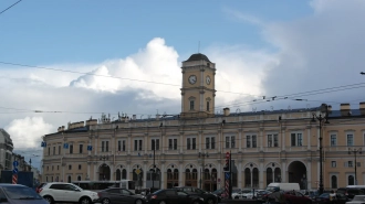 На Московском и Ладожском вокзалах установили информационные павильоны для туристов
