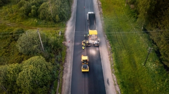 Дорожный ремонт в Ленобласти переходит в ночной режим