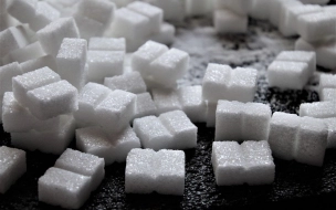 ФАС призвала производителей сдержать рост цен на сахар 
