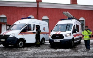 На Боровой ночью горели перекрытия в жилом доме