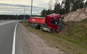 В аварии на "Сортавале" погиб водитель большегруза