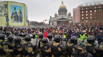 Петербуржца задержали по делу о насилии над полицейским