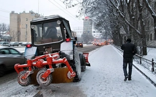 Из Петербурга вывезли 120 кубометров снега за сутки