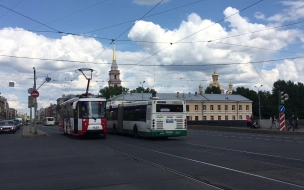 График работы наземного общественного транспорта Петербурга изменится на пять дней