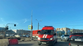 На проспекте Сизова произошел пожар в двухкомнатной квартире