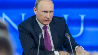 Путин назвал историческим событием воссоединение Крыма с Россией