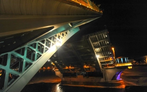 Технические разводки мостов в Петербурге продолжаются