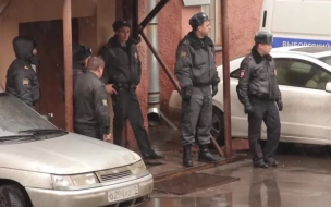 В частном доме в Ленобласти нашли труп мужчины с огнестрельным ранением в груди