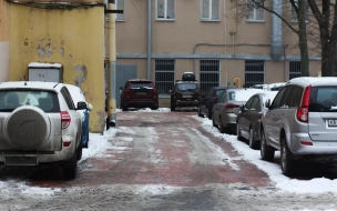 Этой зимой в Петербурге количество нарушений правил стоянки снизилось почти на 20%
