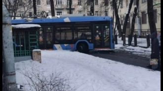 Троллейбус “заблудился” во дворах Красногвардейского района