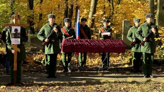 Петербургская митрополия сообщила о похоронах добровольца на Волковском кладбище