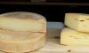 Любители сыра вынесли из гипермаркета на Планерной продуктов на 15 тысяч рублей
