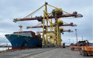 Терминал Global Ports начал обслуживать китайский контейнерный сервис в Петербурге