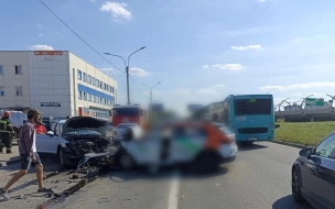 В аварии на Планерной улице пострадали три человека