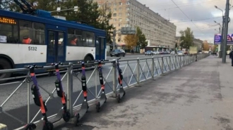 Случаи наездов самокатчиков на пешеходов в Петербурге участились в десятки раз