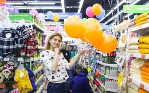 Праздничное открытие "Галамарта" в Питере: гаджеты, посуда и игрушки – всего за 1 рубль