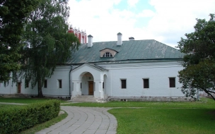 Суд в Петербурге оштрафовал подрядчика, который должен был рестраврировать объект Новодевичьего монастыря