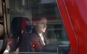 Первая женщина-машинист ОЖД отправилась в самостоятельный рейс с Витебского вокзала