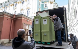 В Петербург вернулись две картины Эрмитажа с экспозиции в Европе