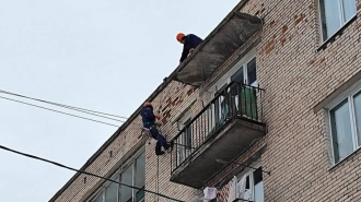 Стартовал ремонт квартир, поврежденных при атаке БПЛА на Пискаревском проспекте