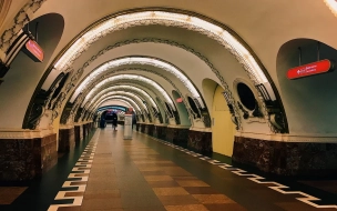 Вестибюль станции "Площадь Восстания" закрыли на выход