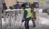 Дворы Петербурга от снега чистят более семи тысяч дворников