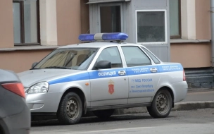 Лазурный автобус столкнулся с "легковушкой" на Лермонтовском проспекте