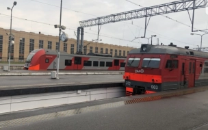 Пригородные поезда Петербурга переходят на новый график движения