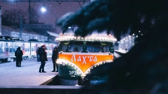 На поезде "Лахта" отправились в новогоднее путешествие около 5 тыс. пассажиров