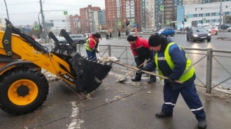 Петербургские службы благоустройства будут работать в усиленном режиме в новогодние праздники