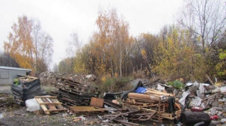 В центре Петербурга выявили незаконную свалку отходов