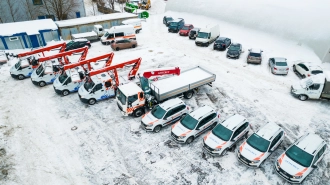 Предприятия энергокомплекса Петербурга получили более 300 единиц спецтехники