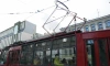 На Ленсовета легковушка сбила выходящую из трамвая пятиклассницу