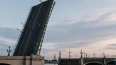 В Петербурге перестали разводить мосты на рукавах Невы